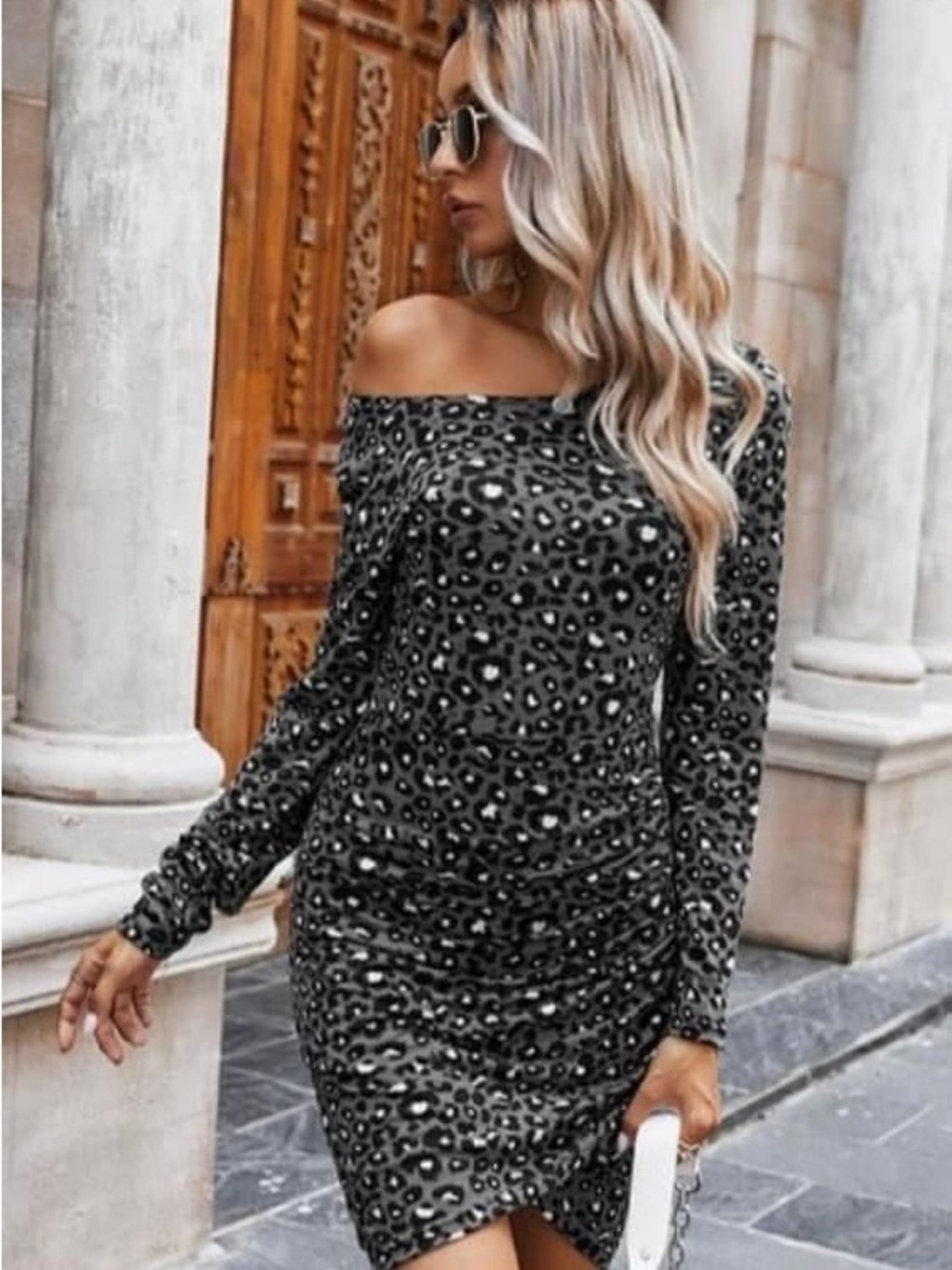Off-Shoulder Leopard Print Bodycon Dress - Black